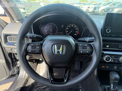 Used 2023 Honda Civic LX image 17