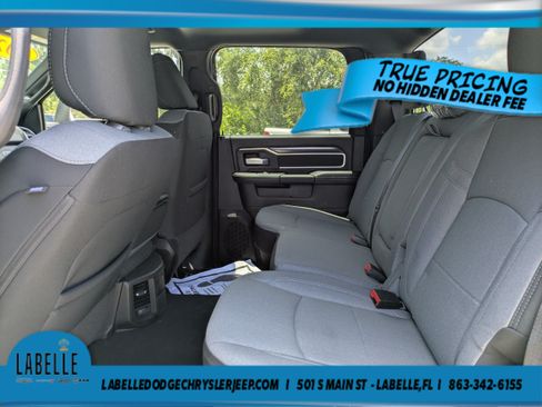Used 2024 RAM 2500 Big Horn AWD/4WD image 12