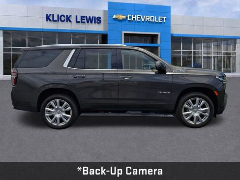 Used 2021 Chevrolet Tahoe High Country w/ Premium Package AWD/4WD image 8