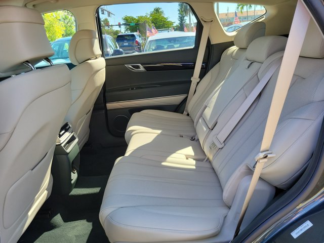 Certified 2026 Genesis GV80 2.5T RWD image 10