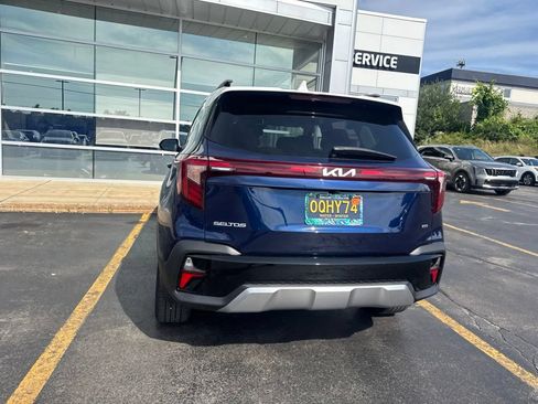 Used 2024 Kia Seltos S AWD/4WD image 18