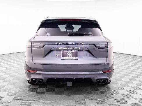 Used 2023 Porsche Cayenne Turbo S AWD/4WD image 10