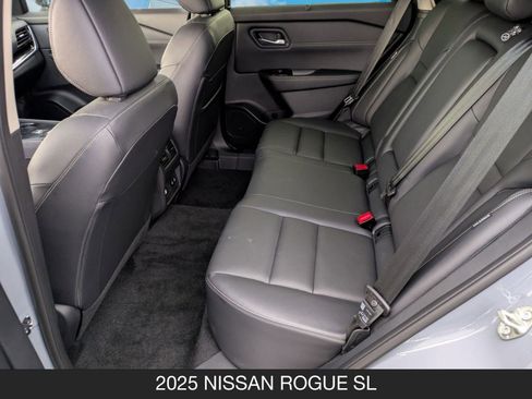 Certified 2025 Nissan Rogue SL w/ Tech Package image 15