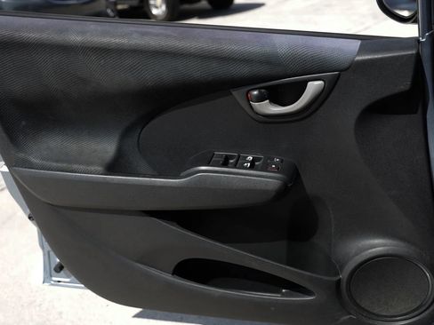 Used 2011 Honda Fit Sport image 36