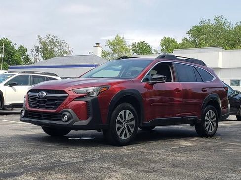 Certified 2024 Subaru Outback Premium AWD/4WD image 8