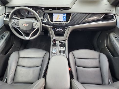 Used 2023 Cadillac XT6 Premium Luxury w/ Technology Package image 27