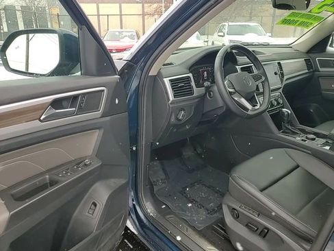 Used 2023 Volkswagen Atlas SEL image 13