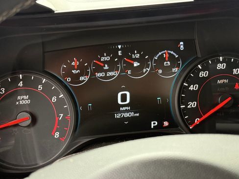 Used 2017 Chevrolet Camaro LT RWD image 16