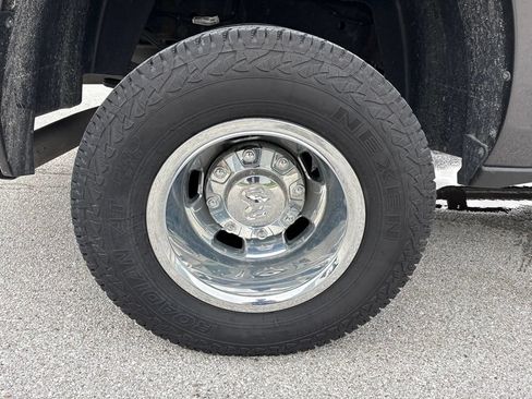 Used 2021 RAM 3500 Big Horn w/ Level 2 Equipment Group AWD/4WD image 22