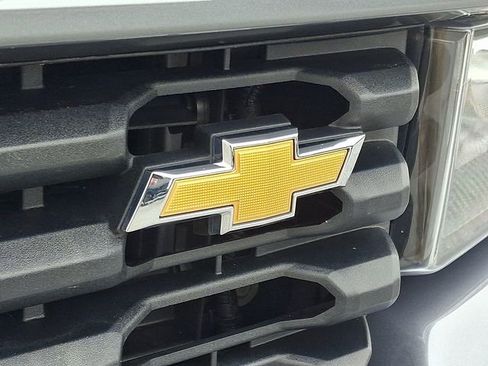 Certified 2020 Chevrolet Silverado 1500 Custom w/ Custom Value Package AWD/4WD image 30