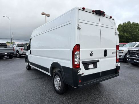 Used 2025 RAM ProMaster 2500 w/ Convenience Group FWD image 7