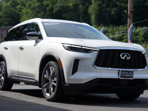Used 2023 INFINITI QX60 Luxe w/ Cargo Package AWD/4WD image 9