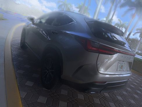 Used 2023 Lexus NX 250 NX 250 w/ Towing Package (2000 Lbs) image 17