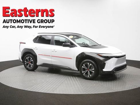 Used 2023 Toyota bZ4X XLE w/ Weather Package AWD/4WD image 47