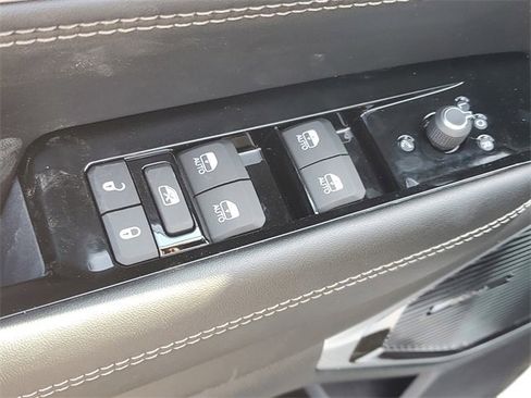 New 2026 Jeep Grand Wagoneer Limited AWD/4WD image 18
