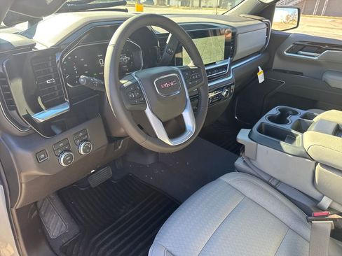 New 2026 GMC Sierra 1500 SLE w/ Preferred Package image 17