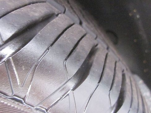 Used 2004 Ford Thunderbird RWD image 16