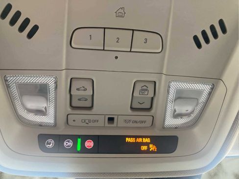 Used 2022 Cadillac XT4 Luxury image 23