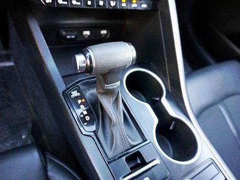 Used 2023 Kia K5 GT-Line image 28