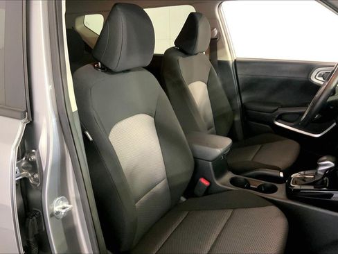 Certified 2024 Kia Soul S FWD image 7