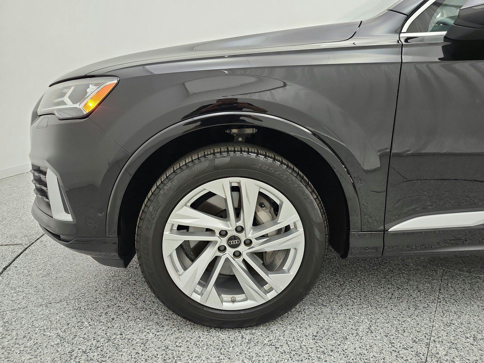 Used 2023 Audi Q7 2.0T Premium AWD/4WD image 18