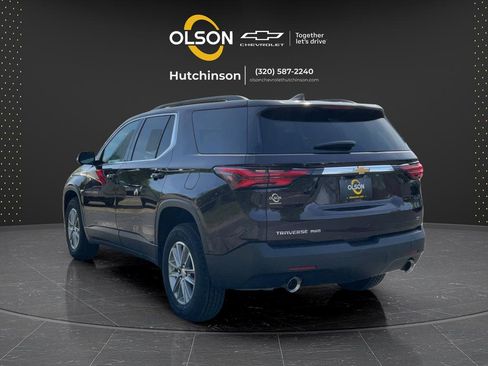 Used 2023 Chevrolet Traverse LT w/ Rear Camera Mirror Package AWD/4WD image 11