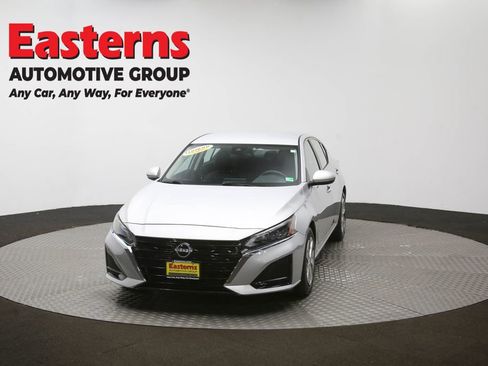 Used 2023 Nissan Altima 2.5 S FWD image 51