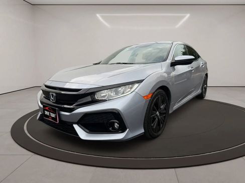 Used 2018 Honda Civic EX image 2