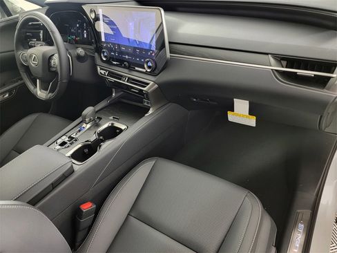 New 2026 Lexus RX 450h AWD image 19