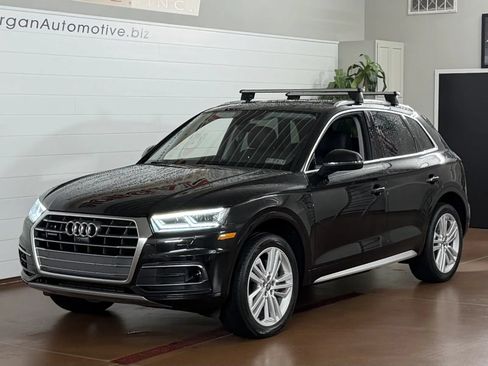 Used 2018 Audi Q5 Prestige w/ Prestige Package AWD/4WD image 6