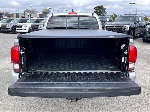 Used 2022 Toyota Tacoma SR5 w/ Technology Package image 30