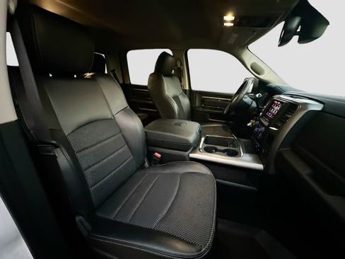 Used 2018 RAM 2500 Big Horn w/ Sport Appearance Group image 27