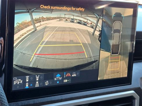 Certified 2025 Toyota Tacoma Limited image 18