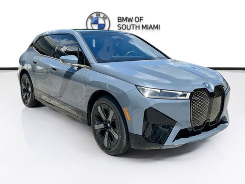 Used 2024 BMW iX xDrive50 w/ Premium Package AWD/4WD image 1