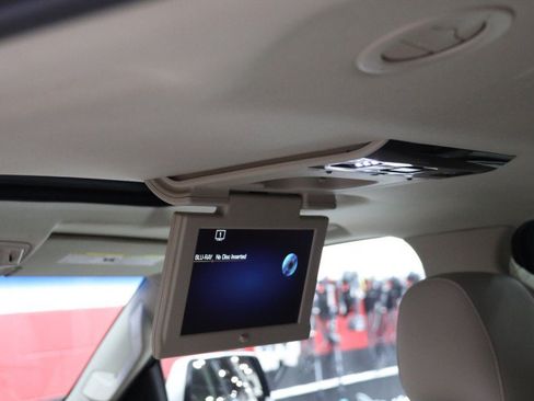 Used 2015 Cadillac Escalade Luxury AWD/4WD image 42
