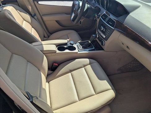 Used 2012 Mercedes-Benz C 300 Sport image 22