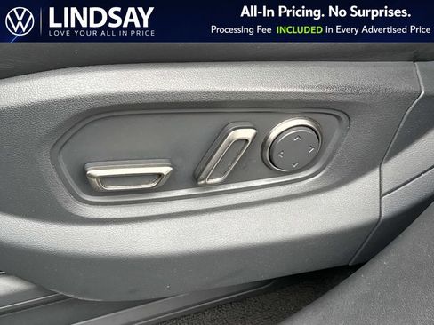 Used 2023 Rivian R1T Adventure AWD/4WD image 19