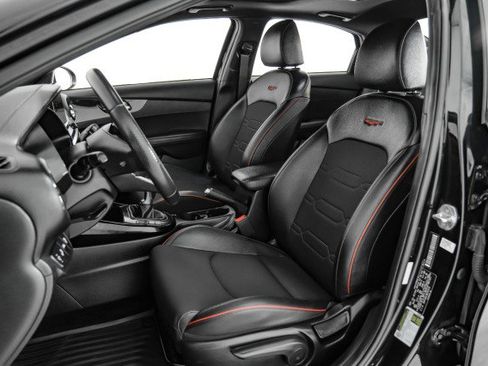 Used 2021 Kia Forte GT image 28