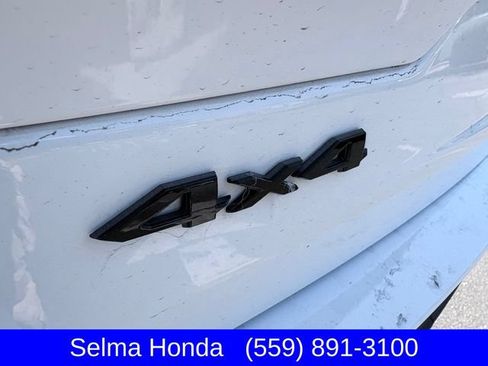 Used 2023 Jeep Grand Cherokee Altitude AWD/4WD image 25