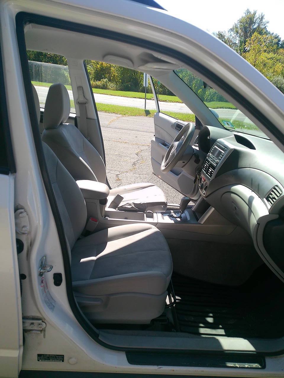 Used 2010 Subaru Forester 2.5X AWD/4WD image 15