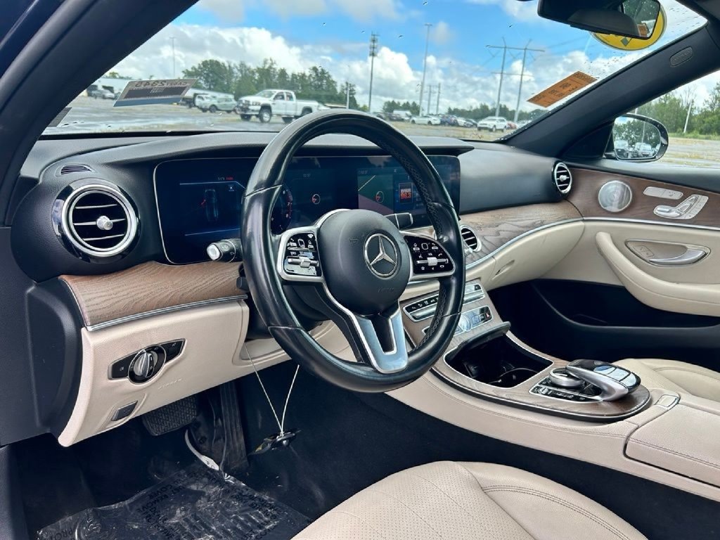 Used 2019 Mercedes-Benz E 300 image 12