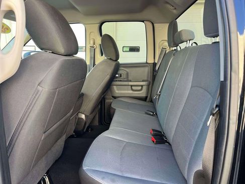 Used 2024 RAM 1500 Classic SLT AWD/4WD image 12