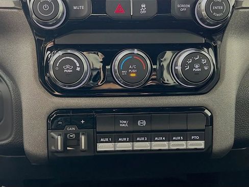 New 2026 RAM 4500 Tradesman w/ Chrome Appearance Group AWD/4WD image 15