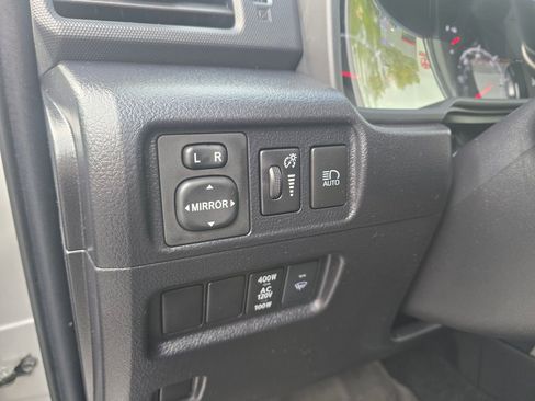 Certified 2022 Toyota 4Runner SR5 Premium AWD/4WD image 18