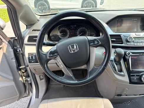 Used 2014 Honda Odyssey EX-L image 17