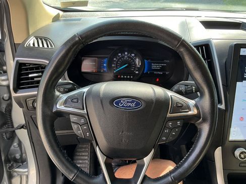 Used 2023 Ford Edge SEL w/ Convenience Package AWD/4WD image 12
