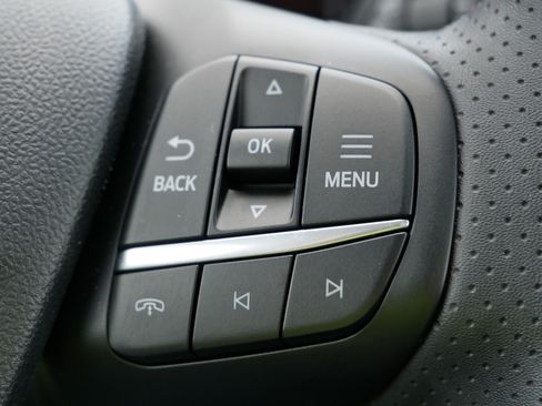 Used 2023 Ford Escape ST-Line w/ Tech Pack #1 AWD/4WD image 30