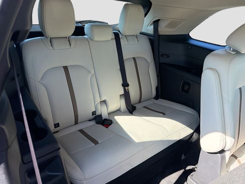 Certified 2024 MAZDA CX-90 Plug-In Hybrid w/ Premium Plus image 22