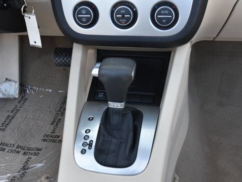 Used 2009 Volkswagen Eos Komfort image 38