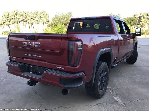 Used 2024 GMC Sierra 2500 AT4 w/ AT4 Premium Plus Package AWD/4WD image 5